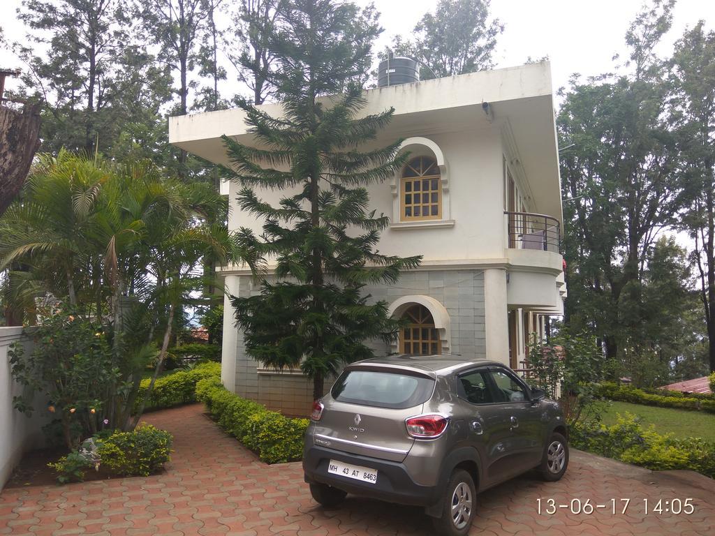 Bed and Breakfast Trinity House à Panchgani Extérieur photo